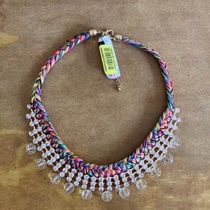 NWT- Necklace
